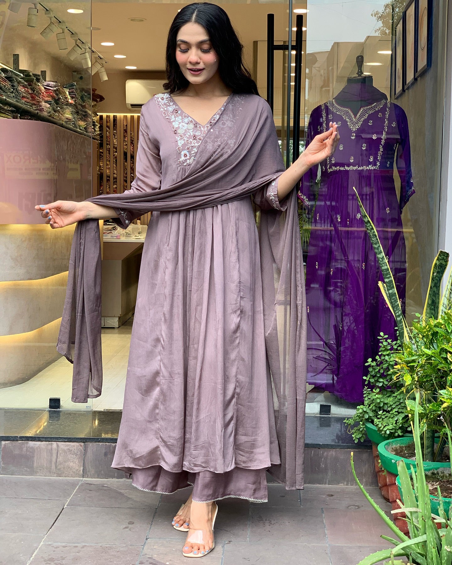 Tremendous Onion Beautiful Viscose Chinon Suit Set