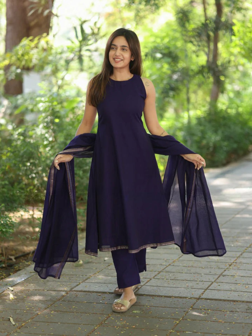 Elegant Purple Narayanpet Suit Set (With Sleeves Attached)