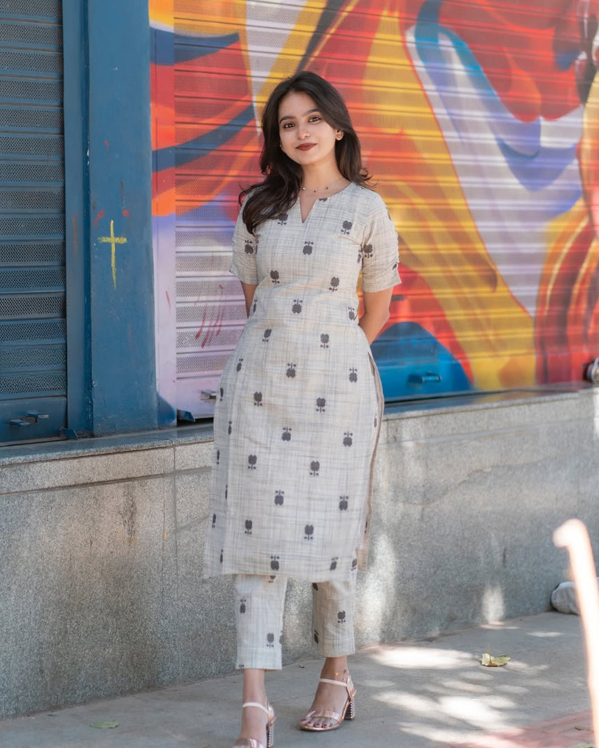 Very Elegant Pure Linen Printed Cord Set