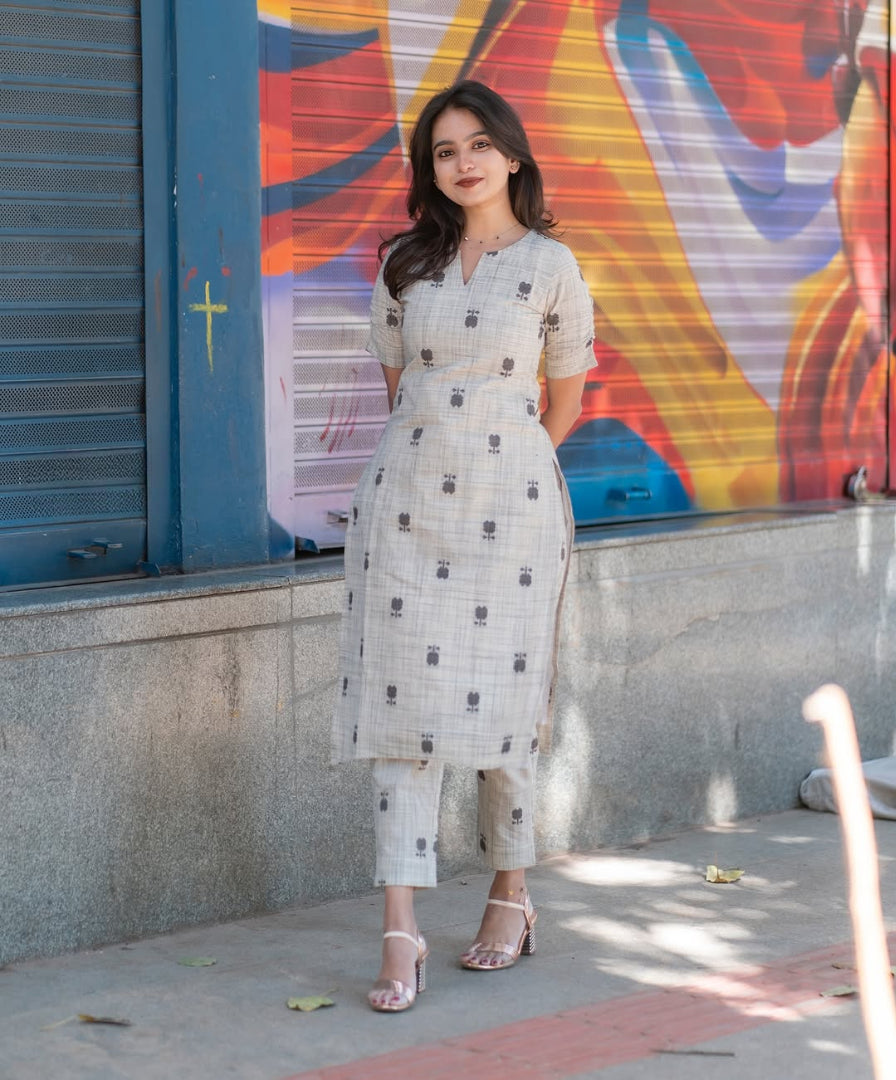 Very Elegant Pure Linen Printed Cord Set