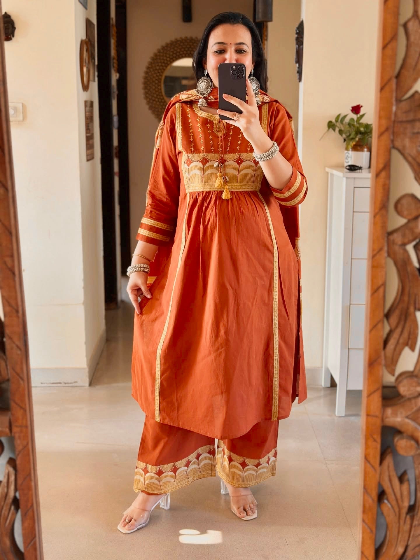 Vary Aesthetic Pure Mul Cotton Embroidery Suit Set