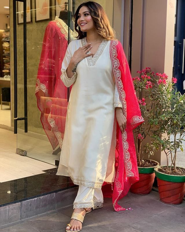 Sensational White Trending Viscose Chanderi Embroidary Suit Set