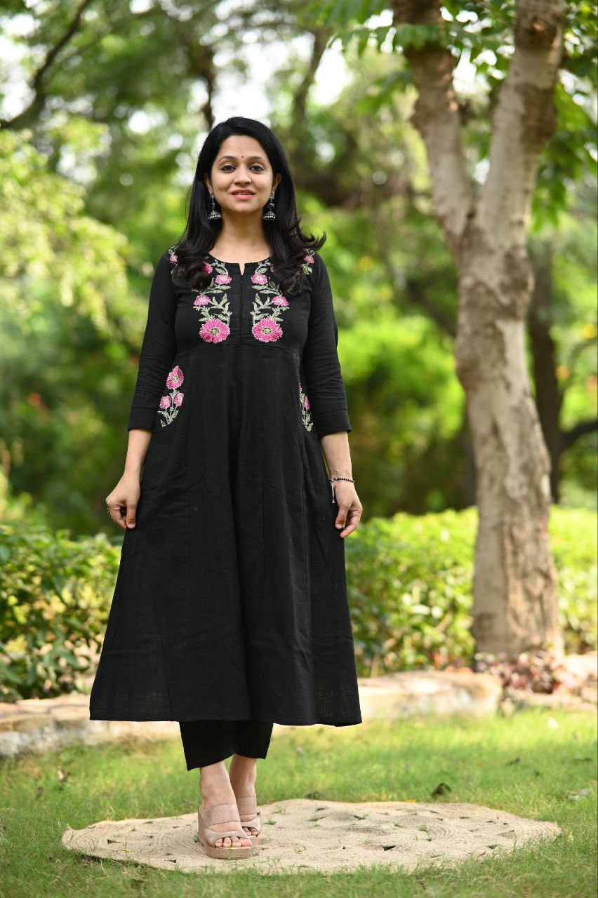 Very Modish Pure Cotton Embroidery Kurta Set With Pocket
