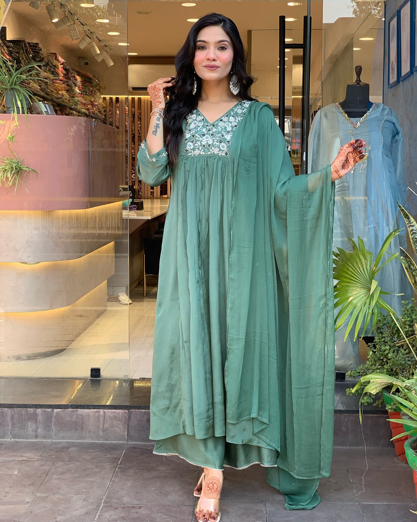 Tremendous Pastel Green Beautiful Viscose Chinon Suit Set