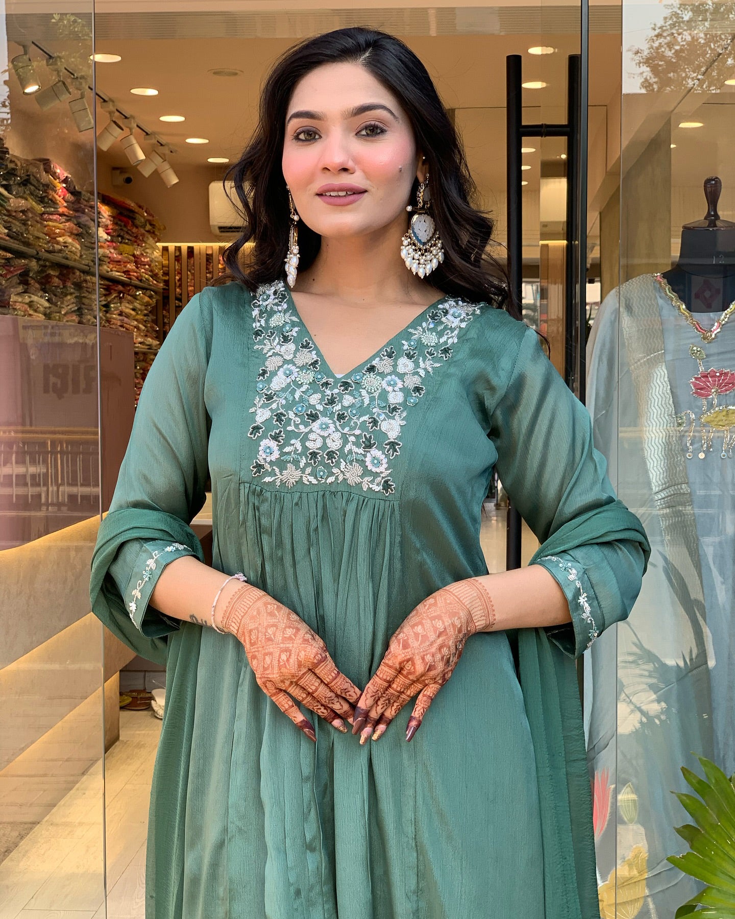 Tremendous Pastel Green Beautiful Viscose Chinon Suit Set