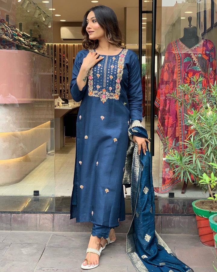 Most Trending Pure Viscose Rayon Suit Set