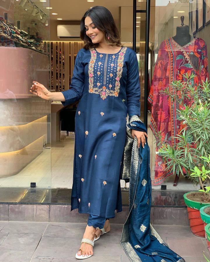 Most Trending Pure Viscose Rayon Suit Set