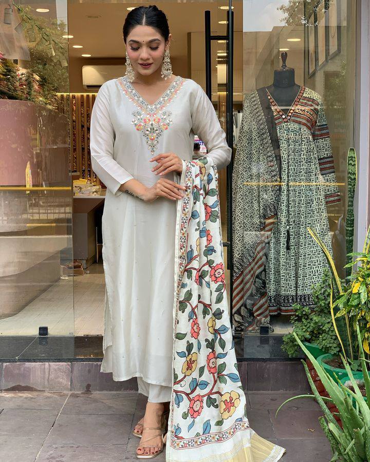 Extraordinary Viscose Chanderi Silk With Embroidary Suit Set