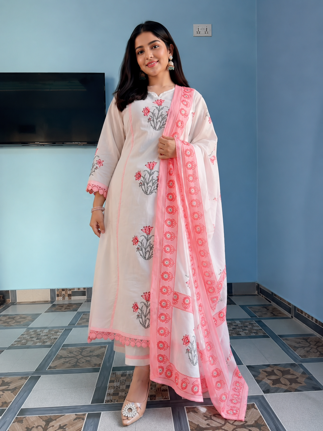 Very Elegant Pure Mul Cotton Floral Suit Set