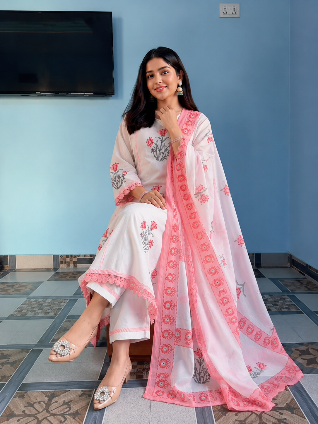 Very Elegant Pure Mul Cotton Floral Suit Set