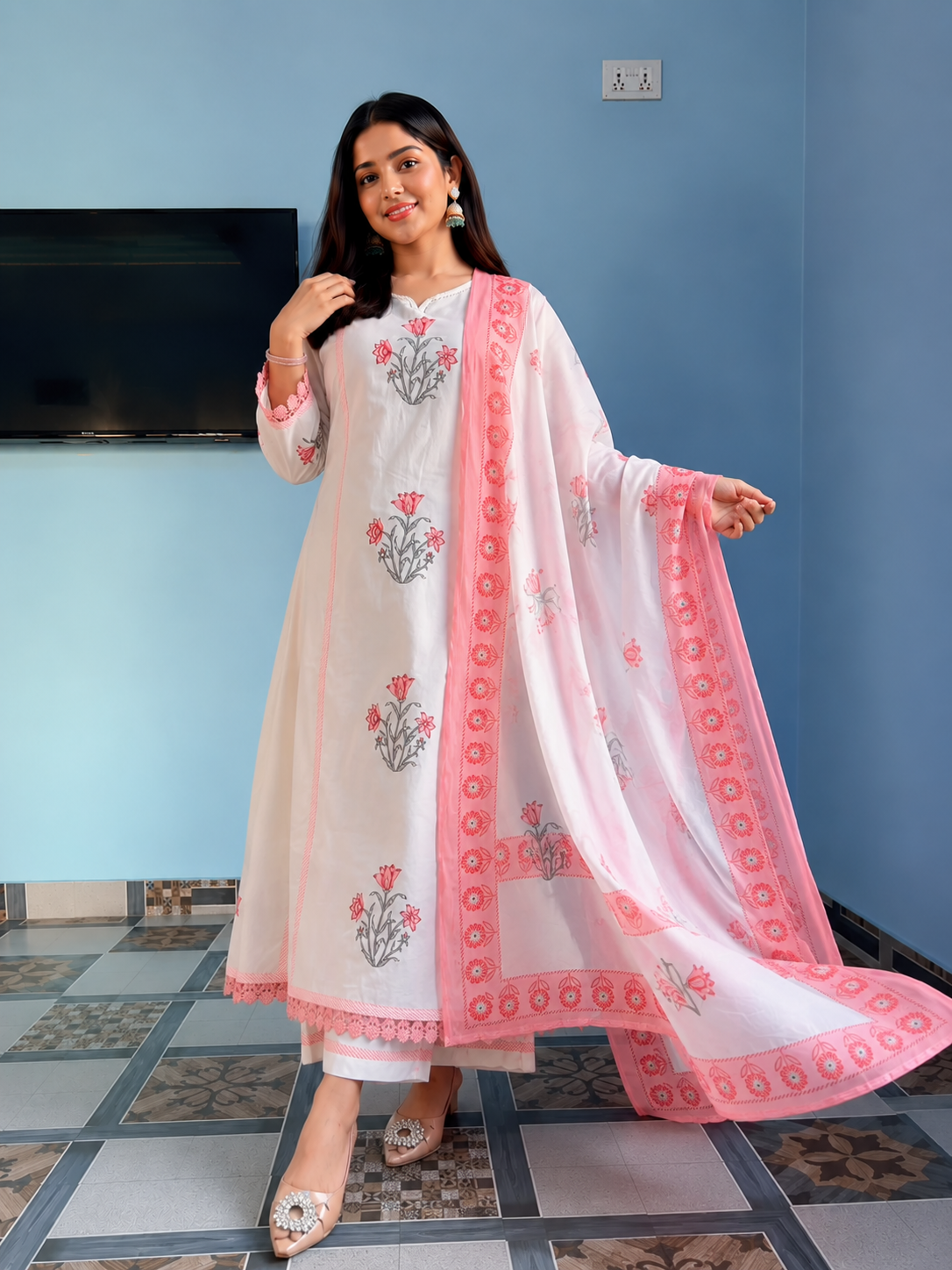 Very Elegant Pure Mul Cotton Floral Suit Set