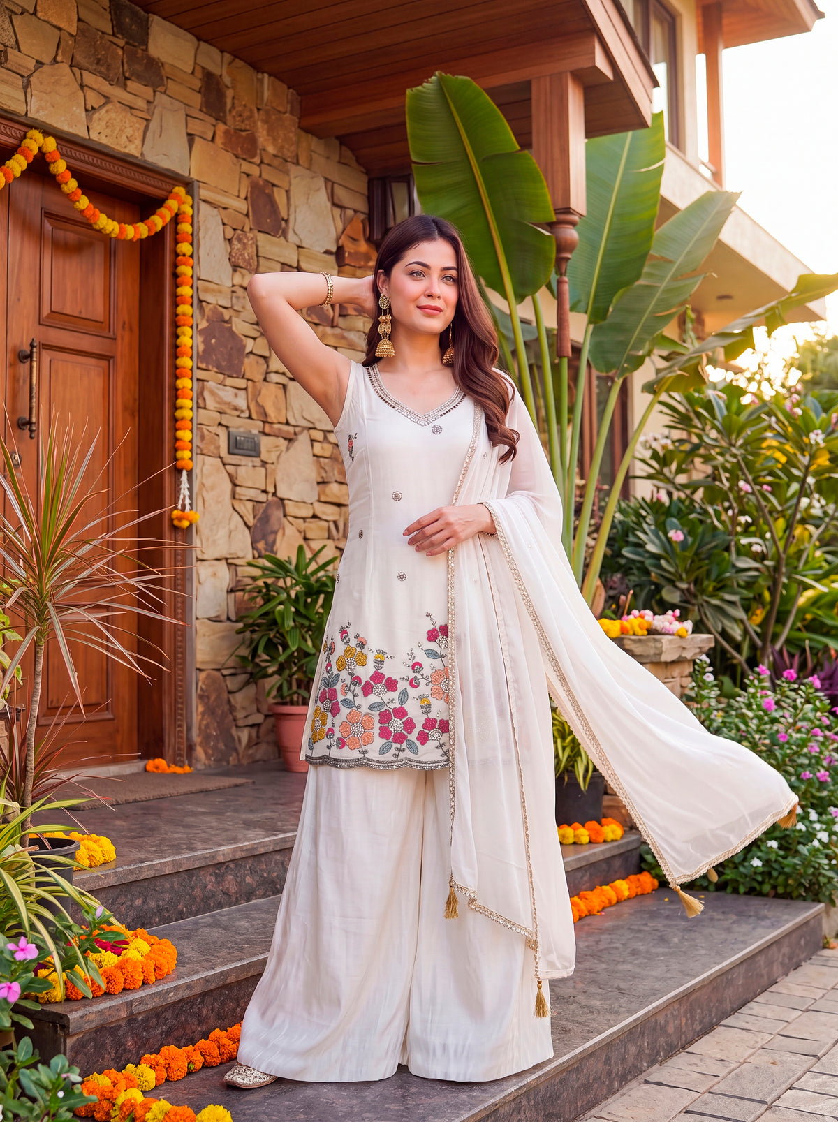 Anvi Pearl White Floral Ebroidered Suit Set