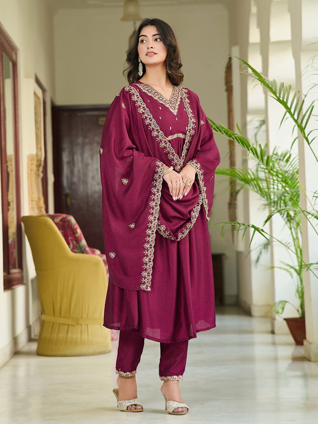 Stunning Vichitra Silk Heavy Suit Set