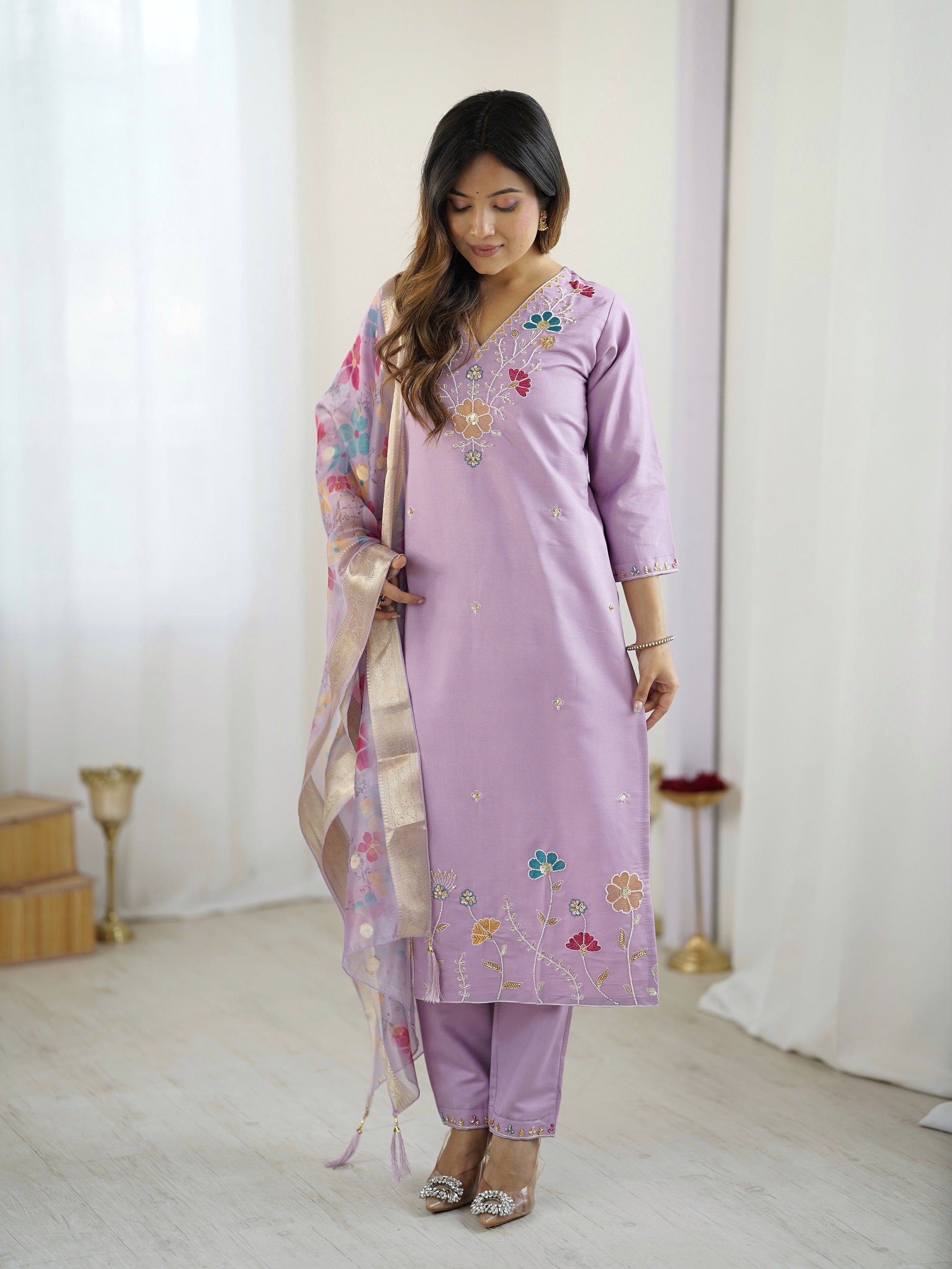 Very Attractive Viscose Silk Embroidery Suit Set