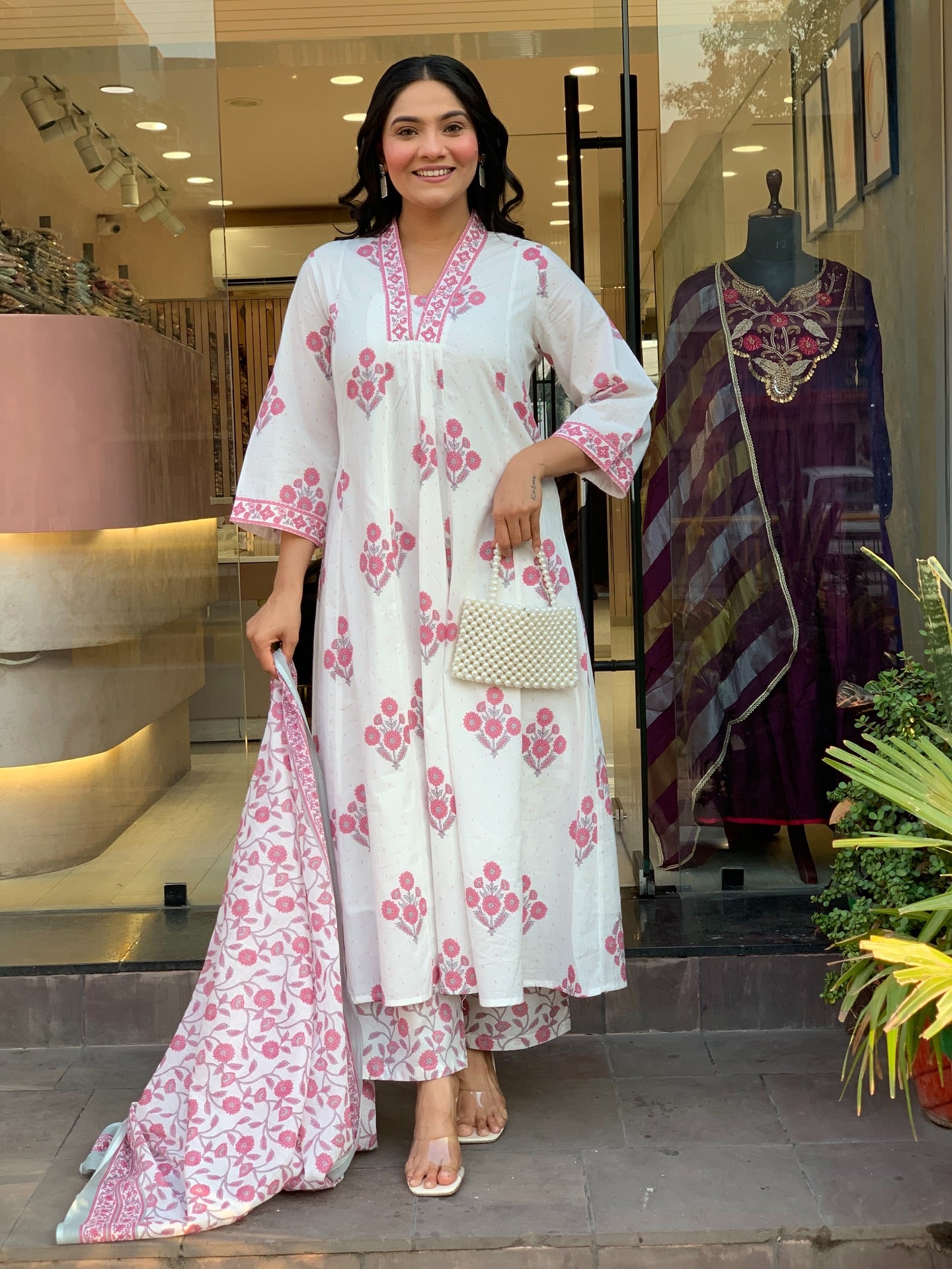Very Beautiful Pure Mul Cotton Embroidery Suit Set