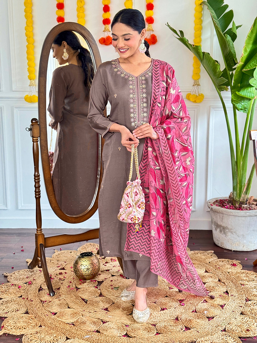 Most Beautiful Viscose Chanderi Suit Set With Pure Linen Dupatta