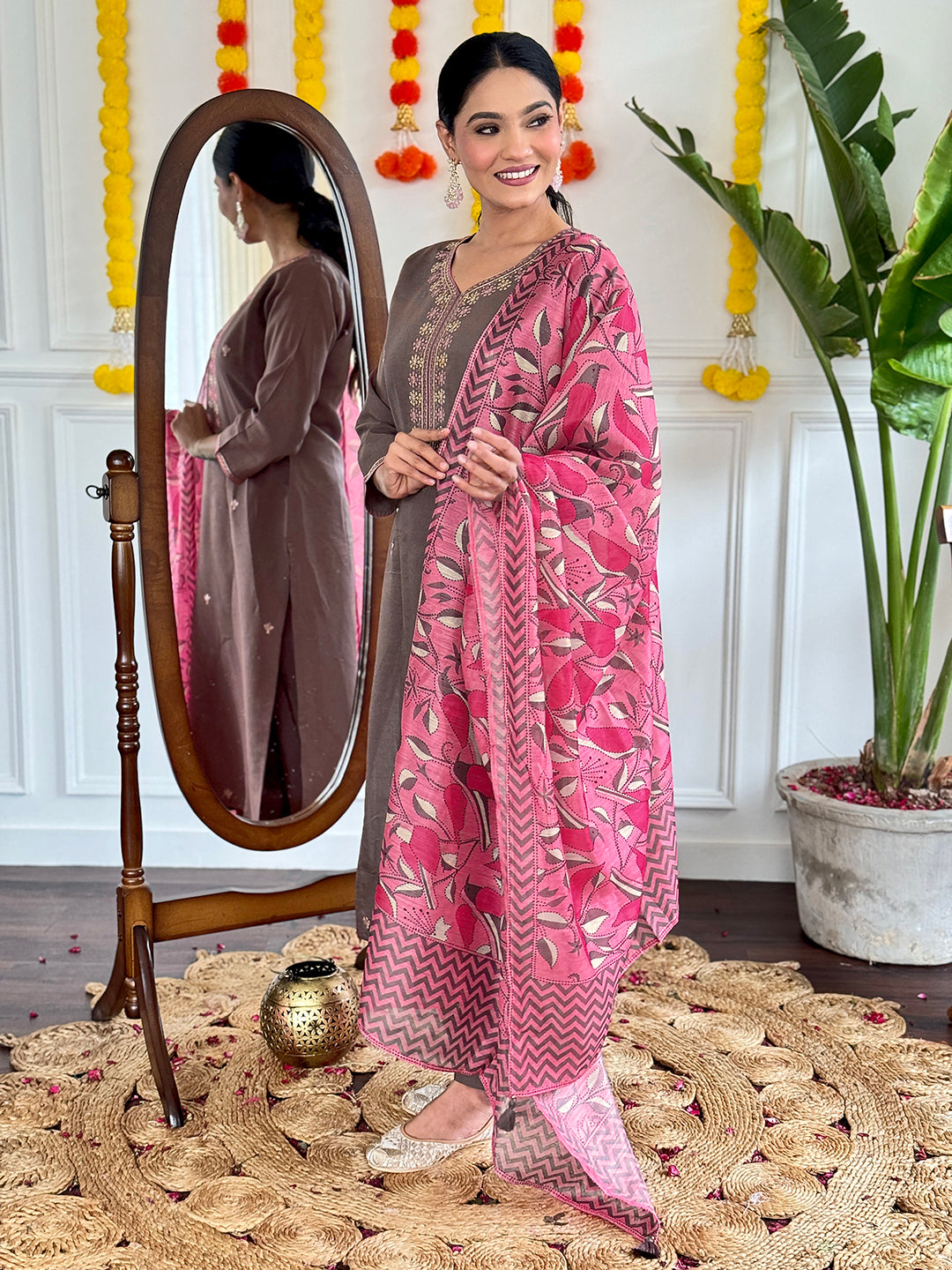 Most Beautiful Viscose Chanderi Suit Set With Pure Linen Dupatta