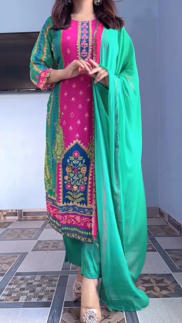 Very Graceful Russian Silk MultiColor Suit Set