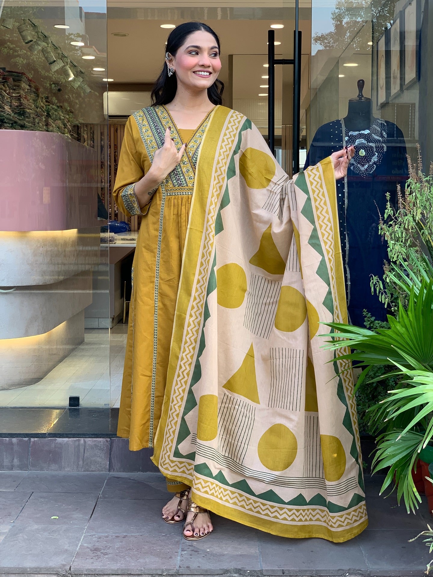 Very Delightful Pure Mul Cotton suit Set