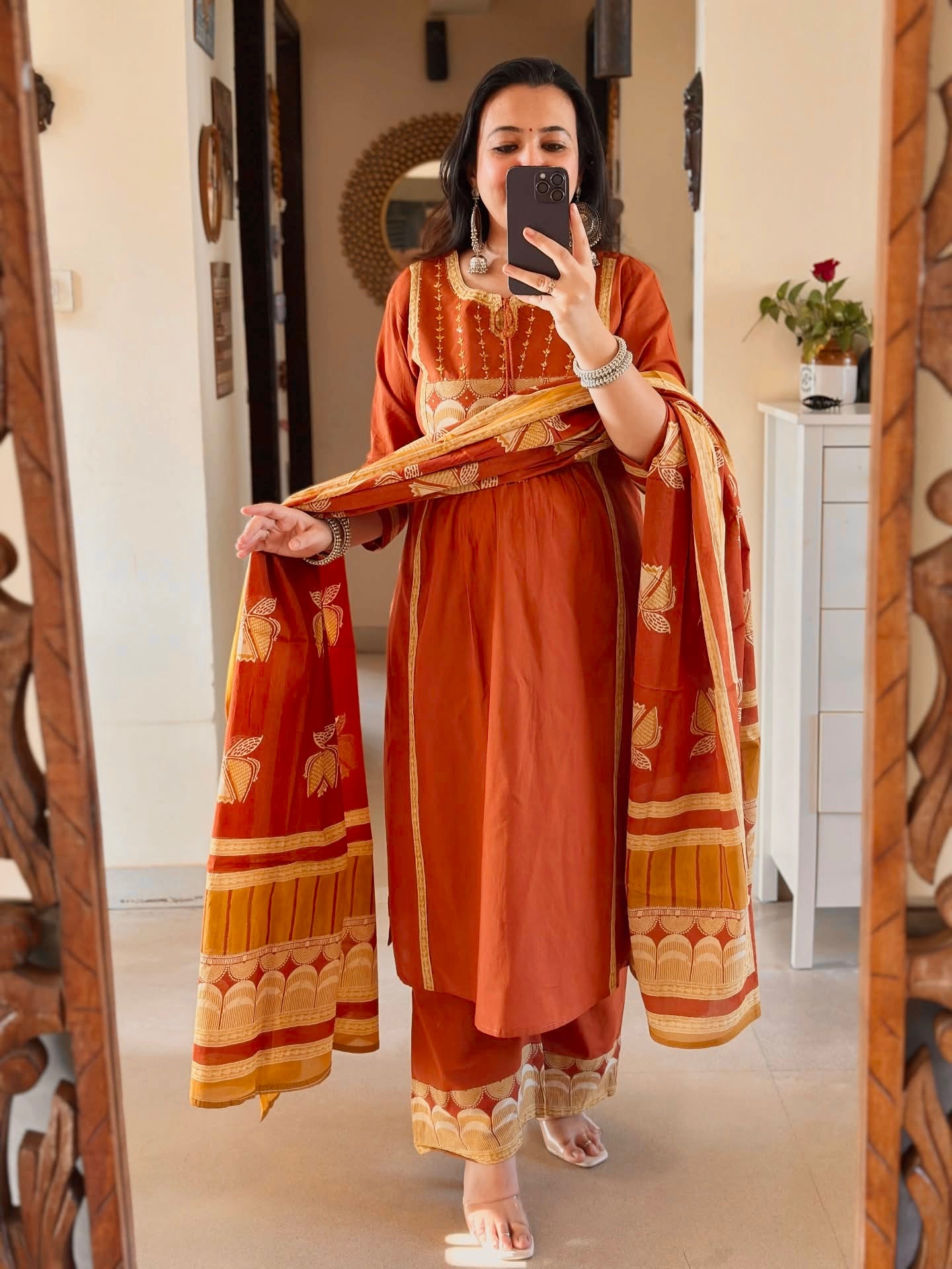 Vary Aesthetic Pure Mul Cotton Embroidery Suit Set