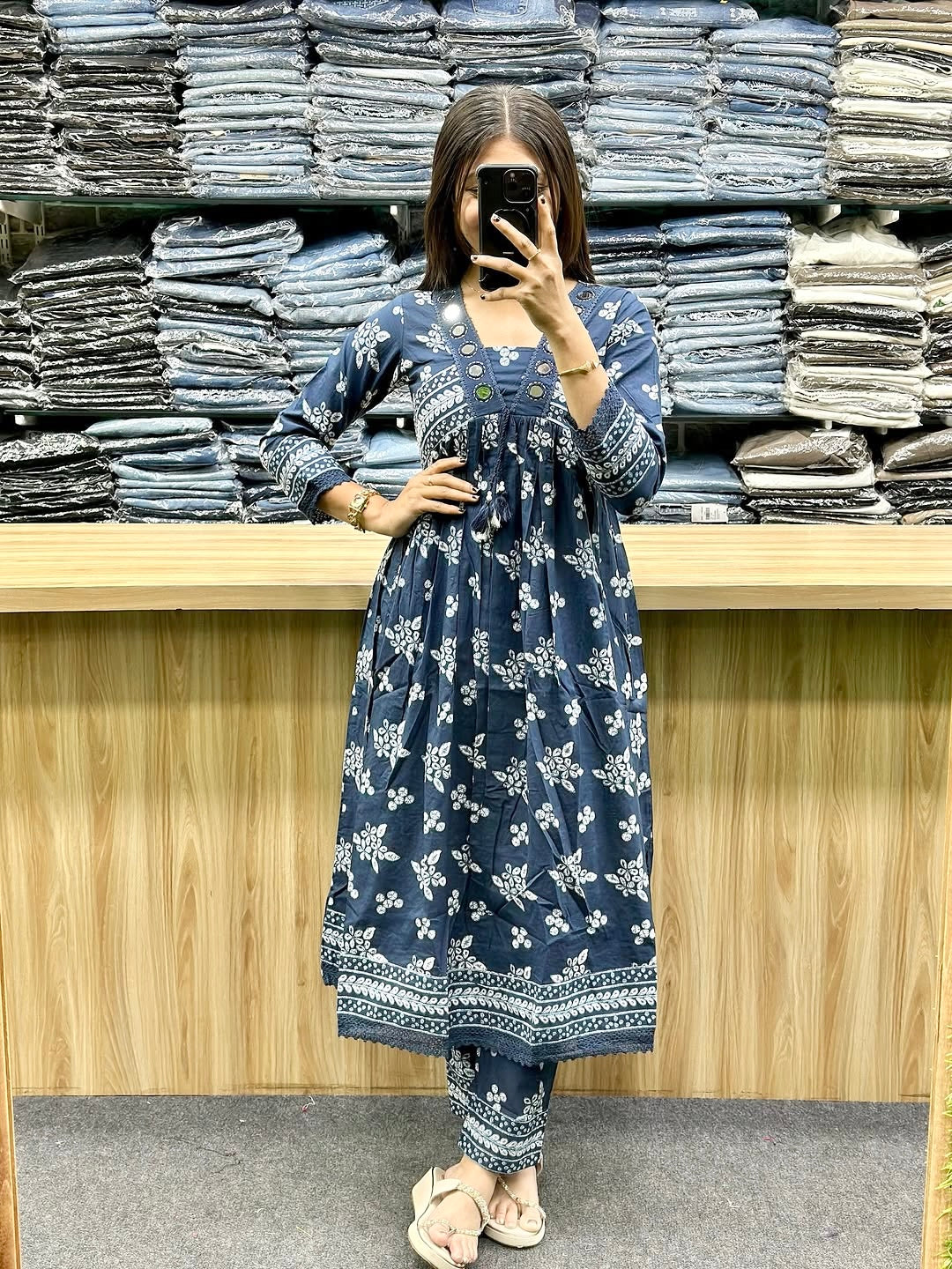 Very Beautiful Pure Mul Cotton Mirror Work Suit Set