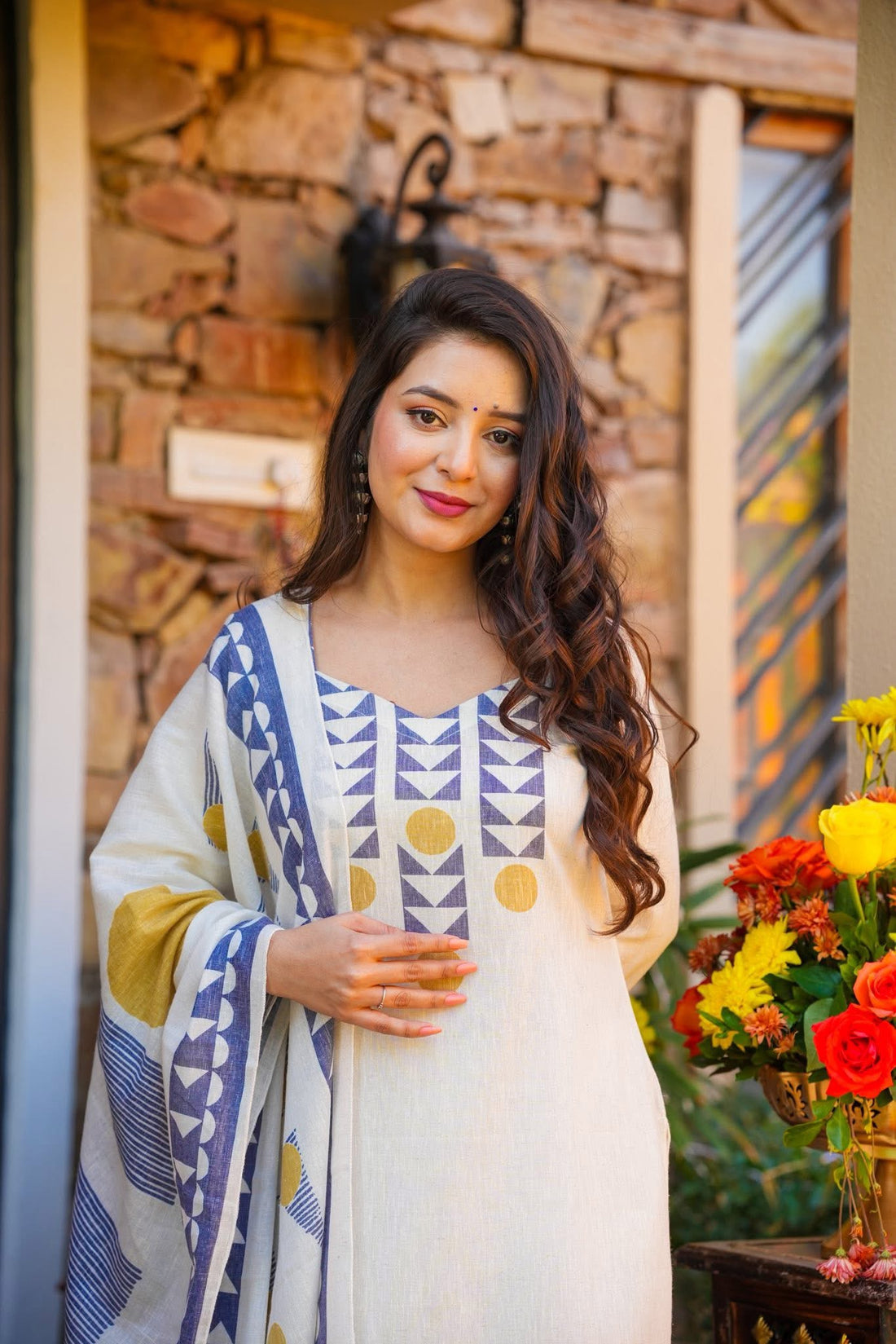 Isha Off-White & Indigo Block Print Suit Set