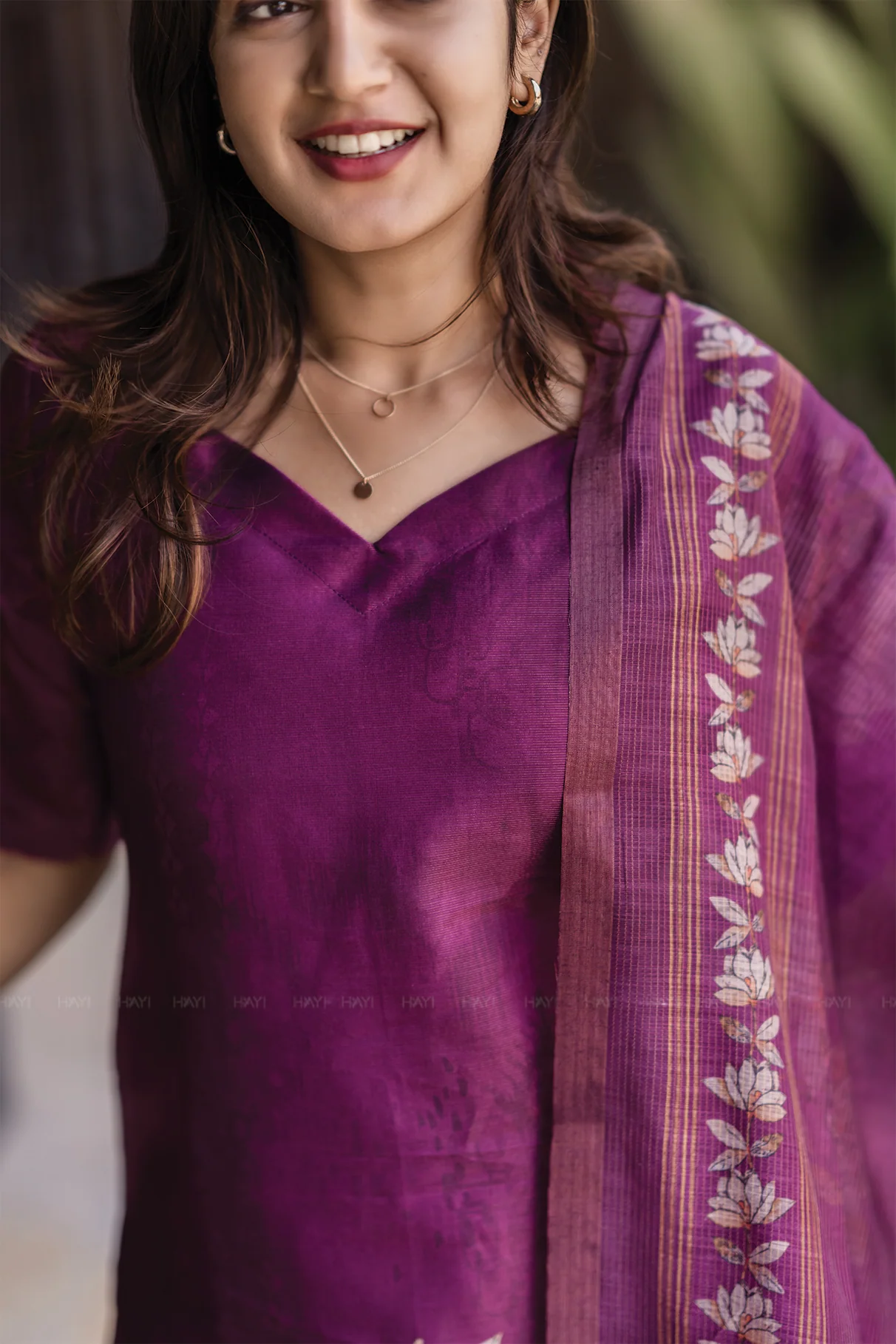 Very Stunning Vichitra Silk Floral Print Top & Dupatta