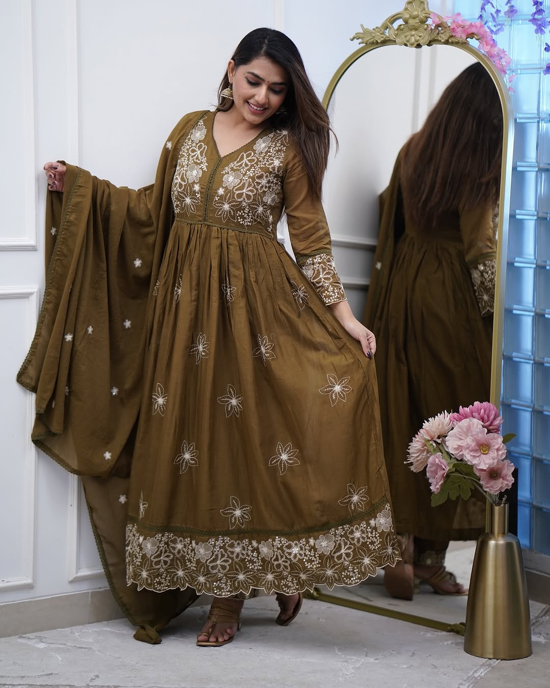 Attractive Pure Cotton Silk Embroidery Suit Set