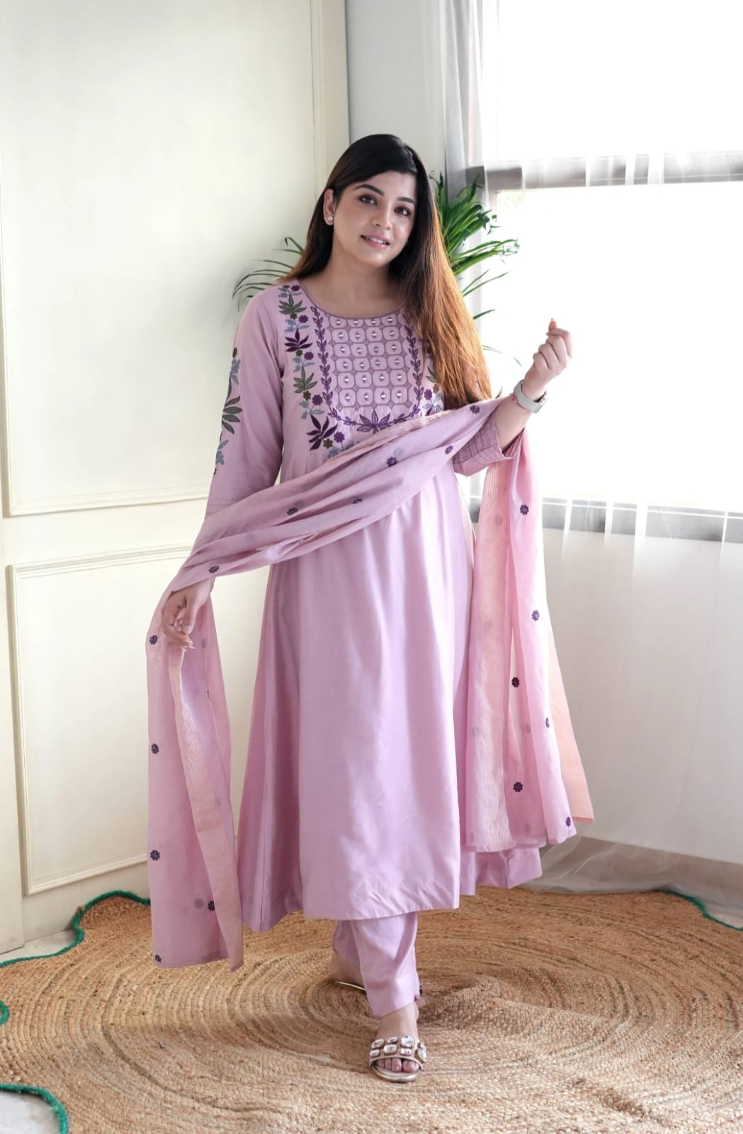 Exquisite Beautiful Pure Chanderi Silk Embroidary Suit Set
