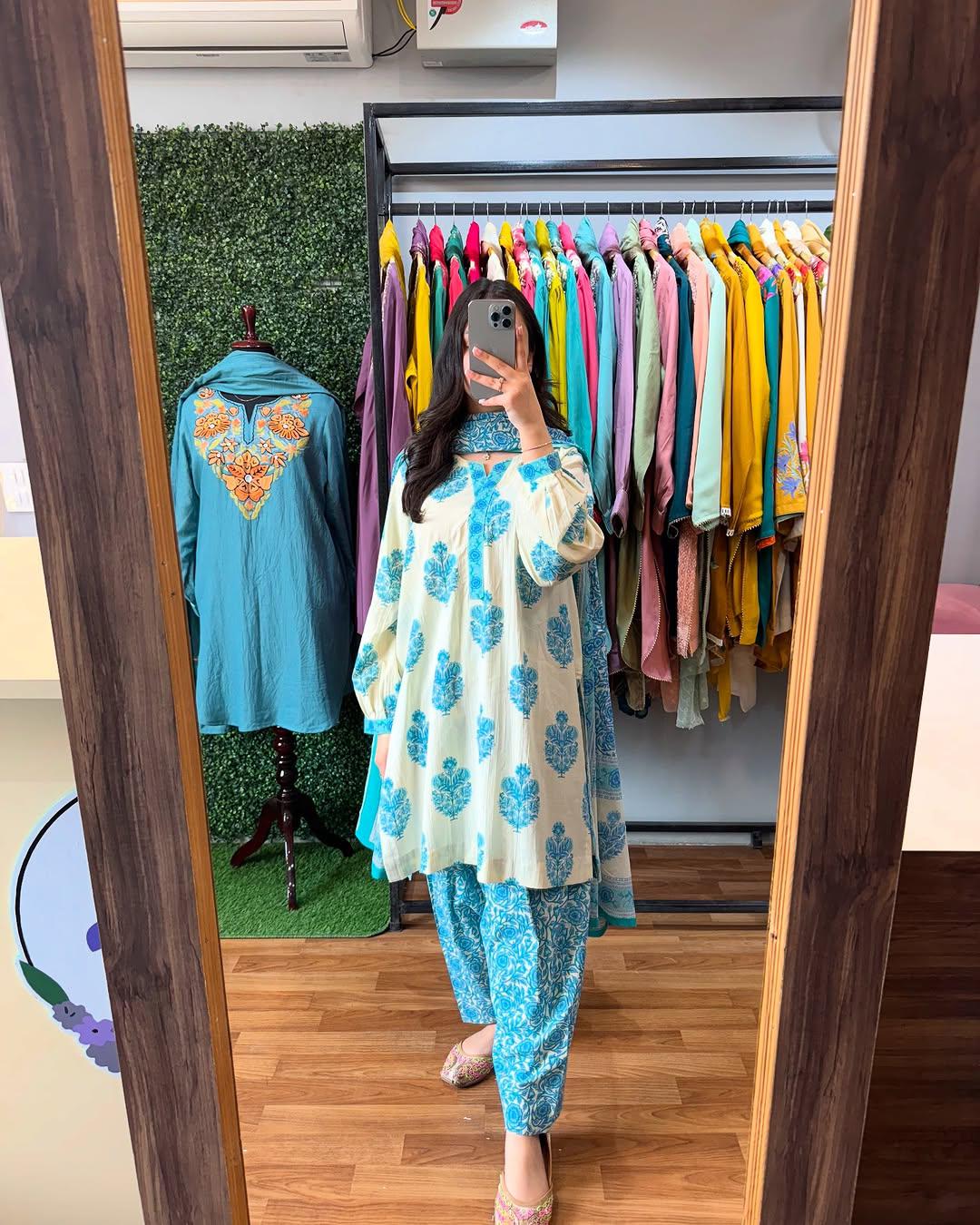 Most Beautiful Pure Cotton Katha Work Suit Set