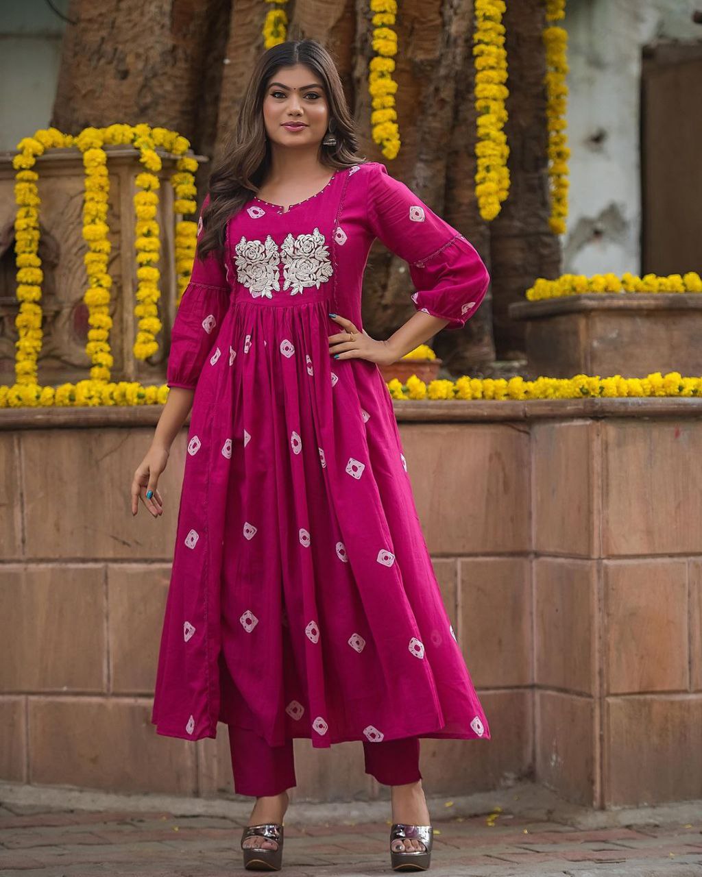 Beautiful Pure Cotton Embroidary Kurti Set